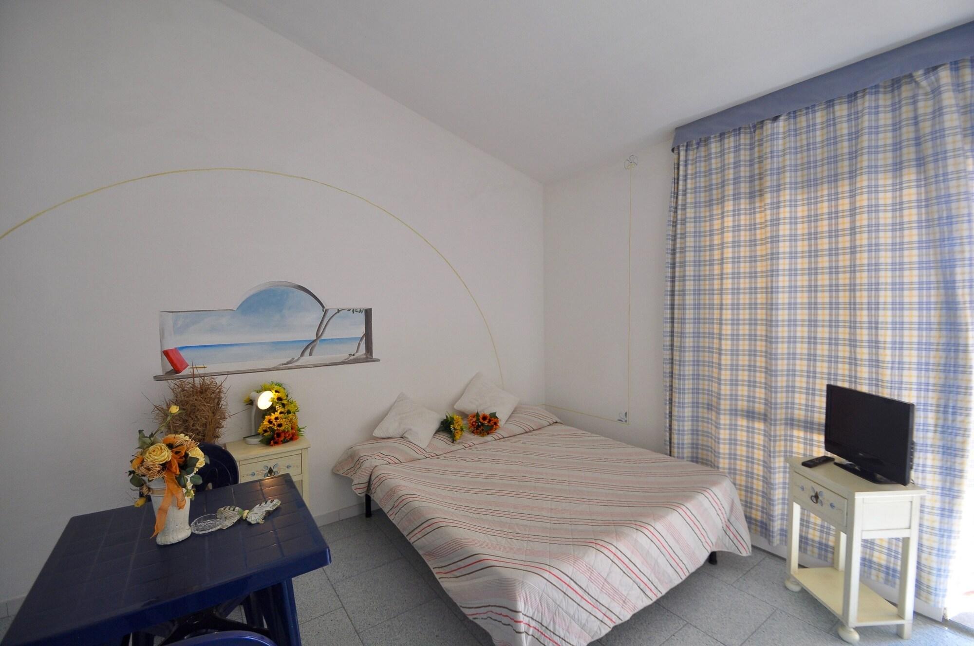 Residence Le Onde Бадези Екстериор снимка